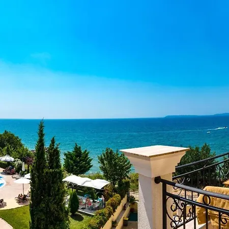 Horizon 11 'в' Apartment